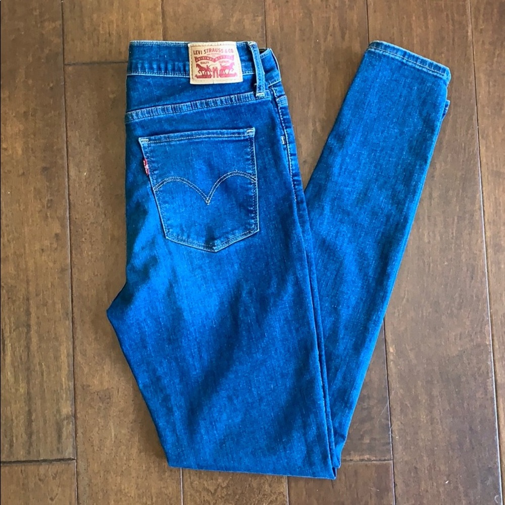 Levi’s Womens 720 High Rise Skinny Jeans size 29